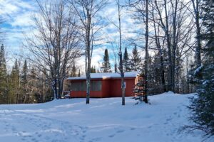 northwest WI 4.2-acre wooded 2 bedroom cabin property for sale in Sawyer County, WI