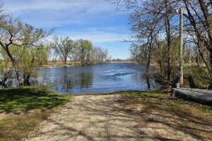 Homesite property for sale on Fox River in Marquette County, WI