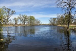 Homesite property for sale on Fox River in Marquette County, WI