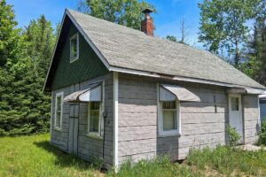 4+ Acres with Cabin and Nearly 400’ of Waterfront!